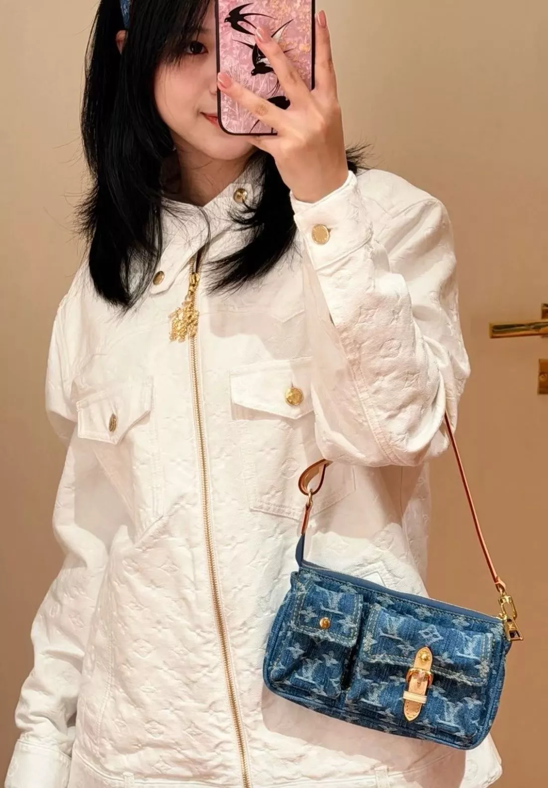 루이비통 데님 모노그램 체인 플랩 숄더백 상세 이미지 19