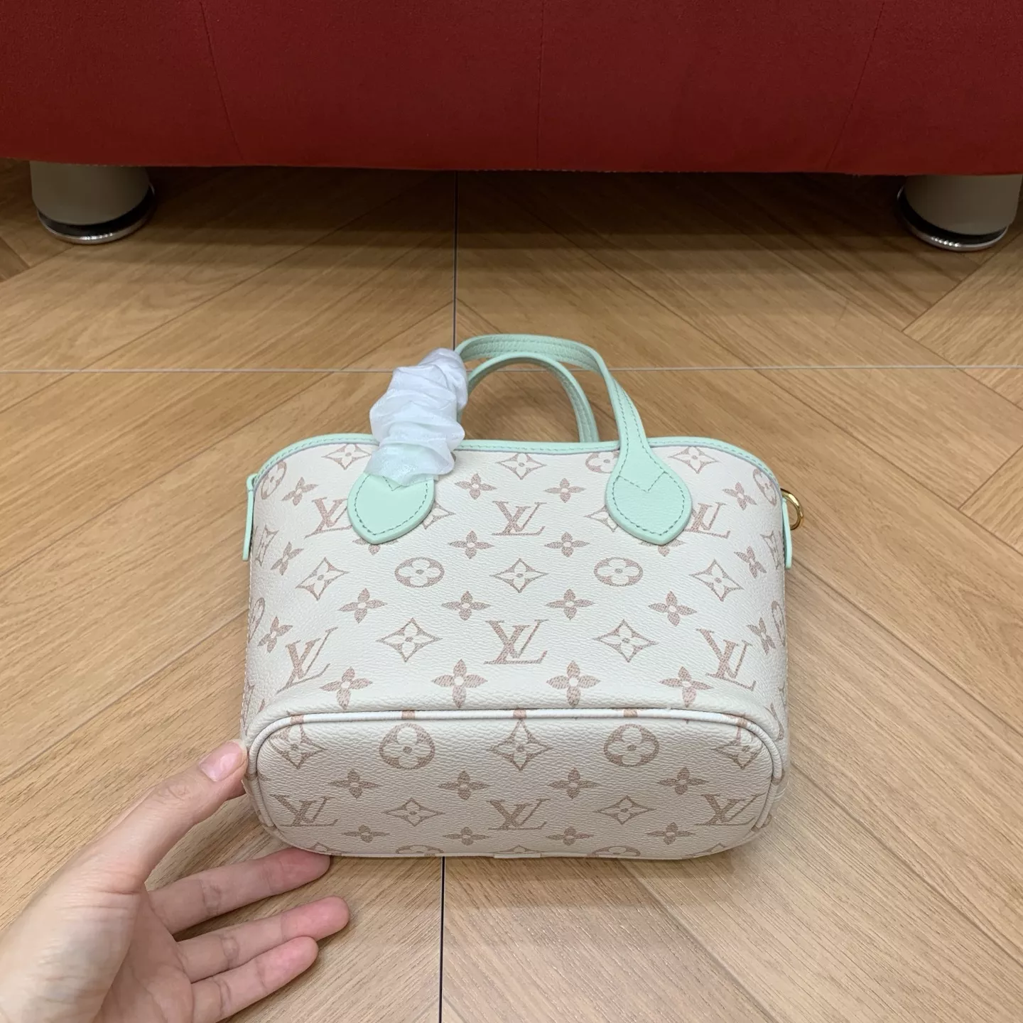 루이비통 BB 리버서블 쇼핑백 캔버스 토트백 상세 이미지 26