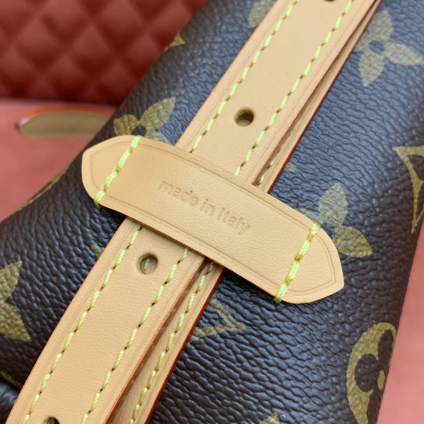 루이비통 나노 캐리올 모노그램 미니 토트백 상세 이미지 15