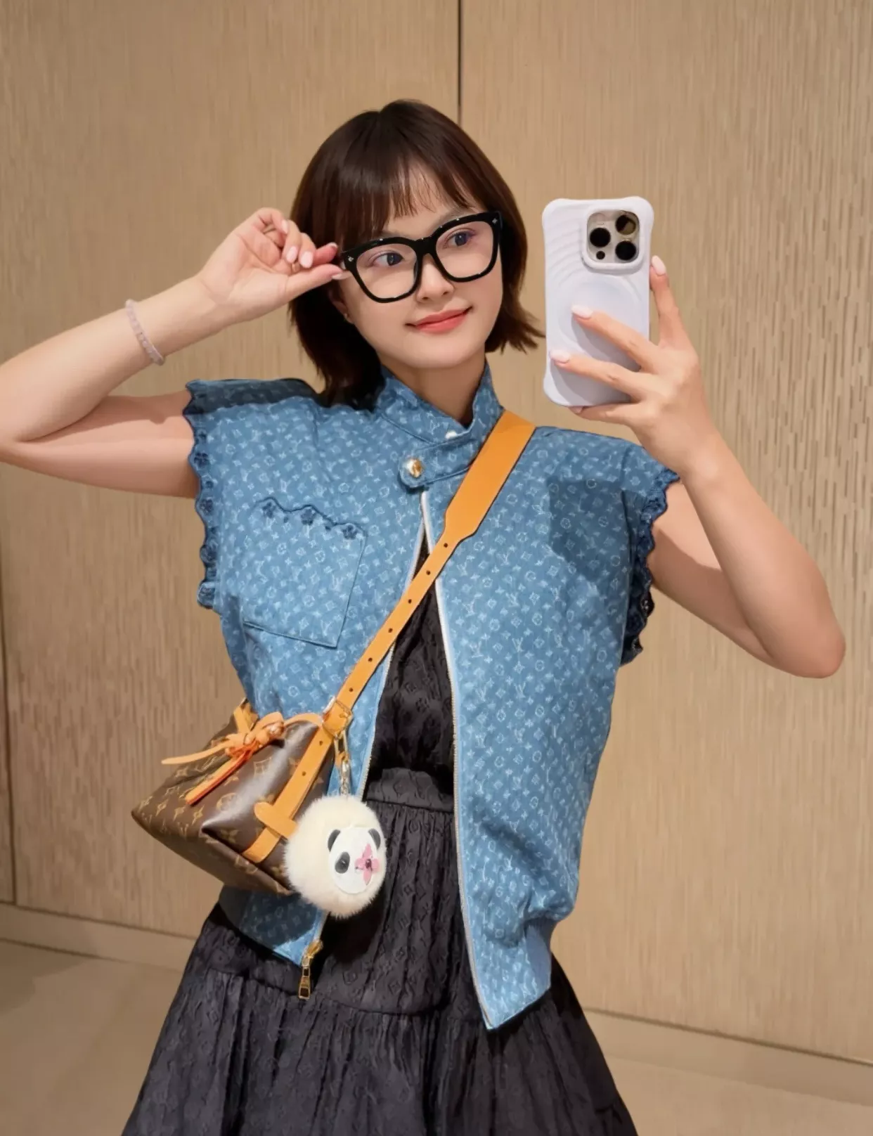 루이비통 나노 캐리올 모노그램 미니 토트백 상세 이미지 44