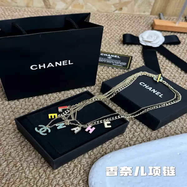 샤넬 로고 장식 53cm 체인 목걸이