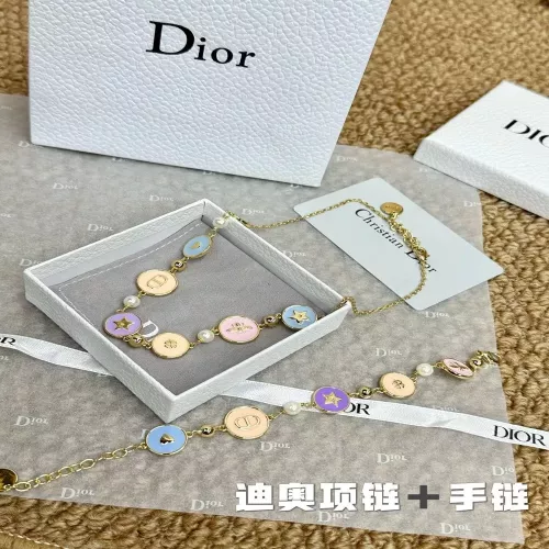 디올 로고 참 장식 목걸이 팔찌 세트