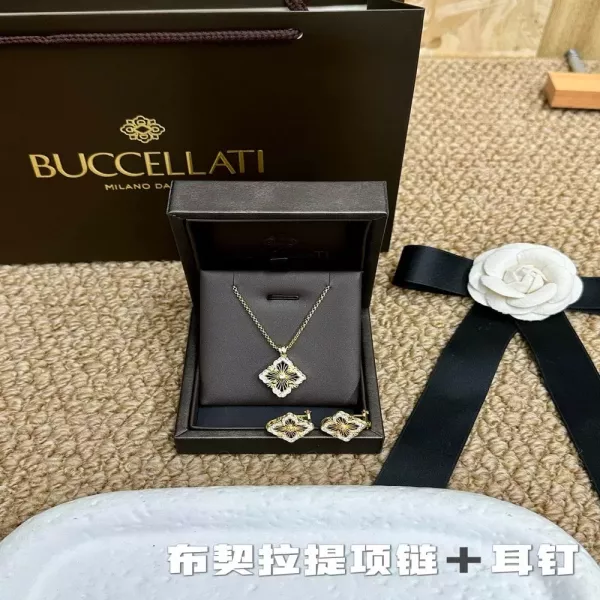 부첼라티 플라워 모티브 18K 도금 목걸이 귀걸이 세트