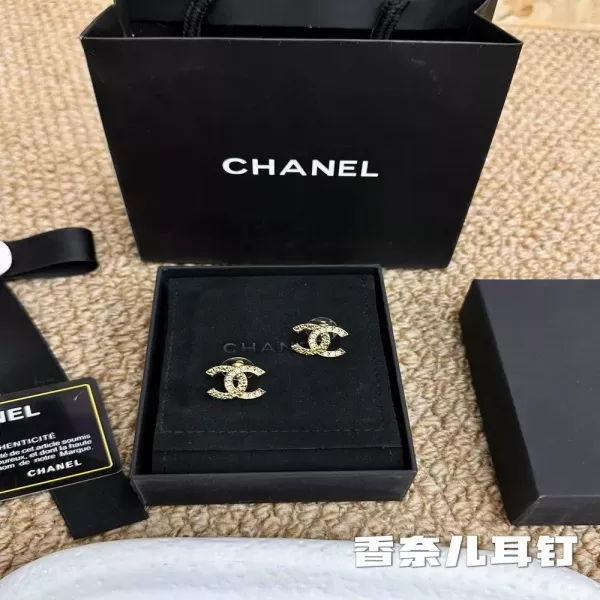 샤넬 더블 C 로고 황동 이어링