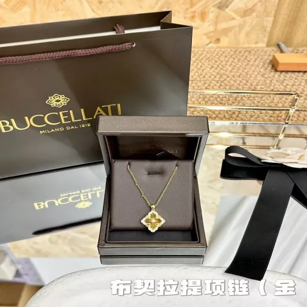 부첼라티 플라워 모티프 18K 도금 체인 목걸이