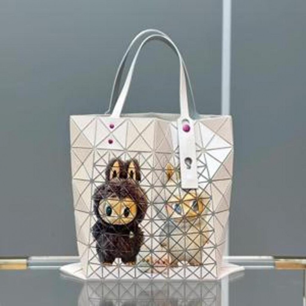 이세이미야케 X Labubu 한정판 육각 토트백