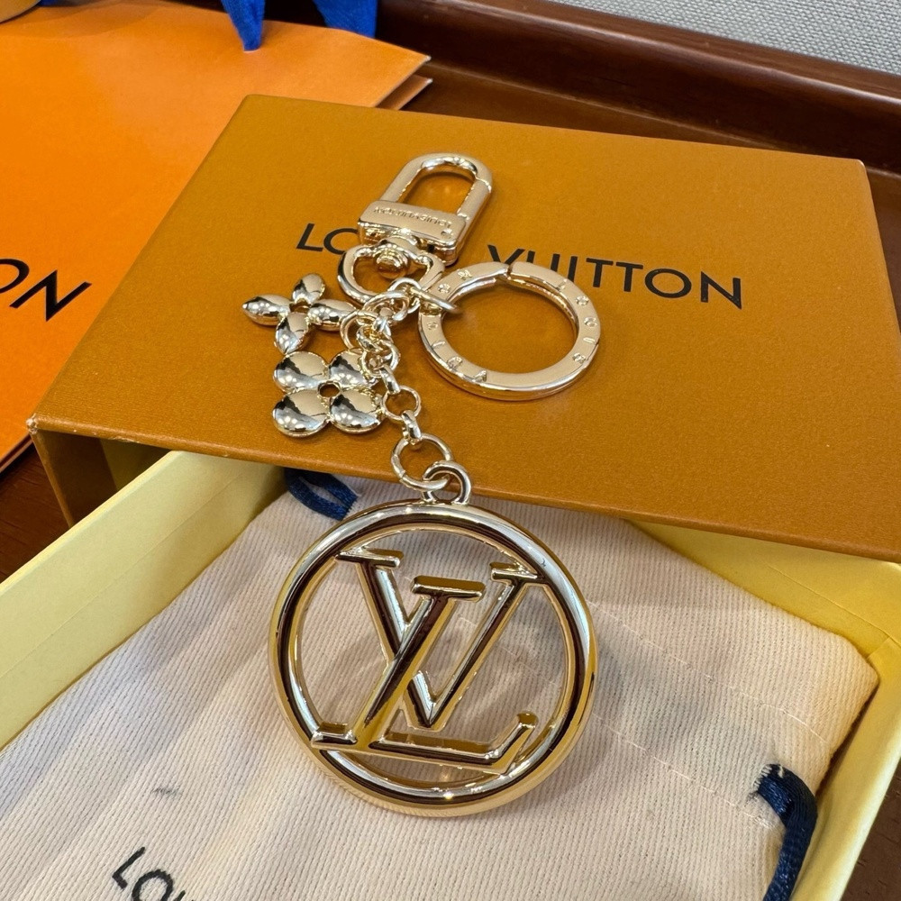 루이비통 모노그램 플라워 LV 레터 체인 백참