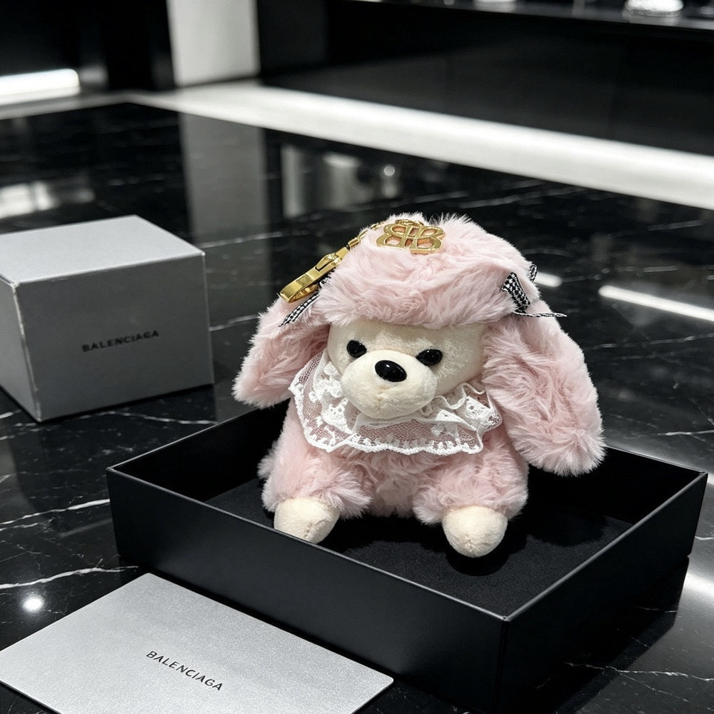 발렌시아가 빈티지 무드 퍼 인형 백참 키링