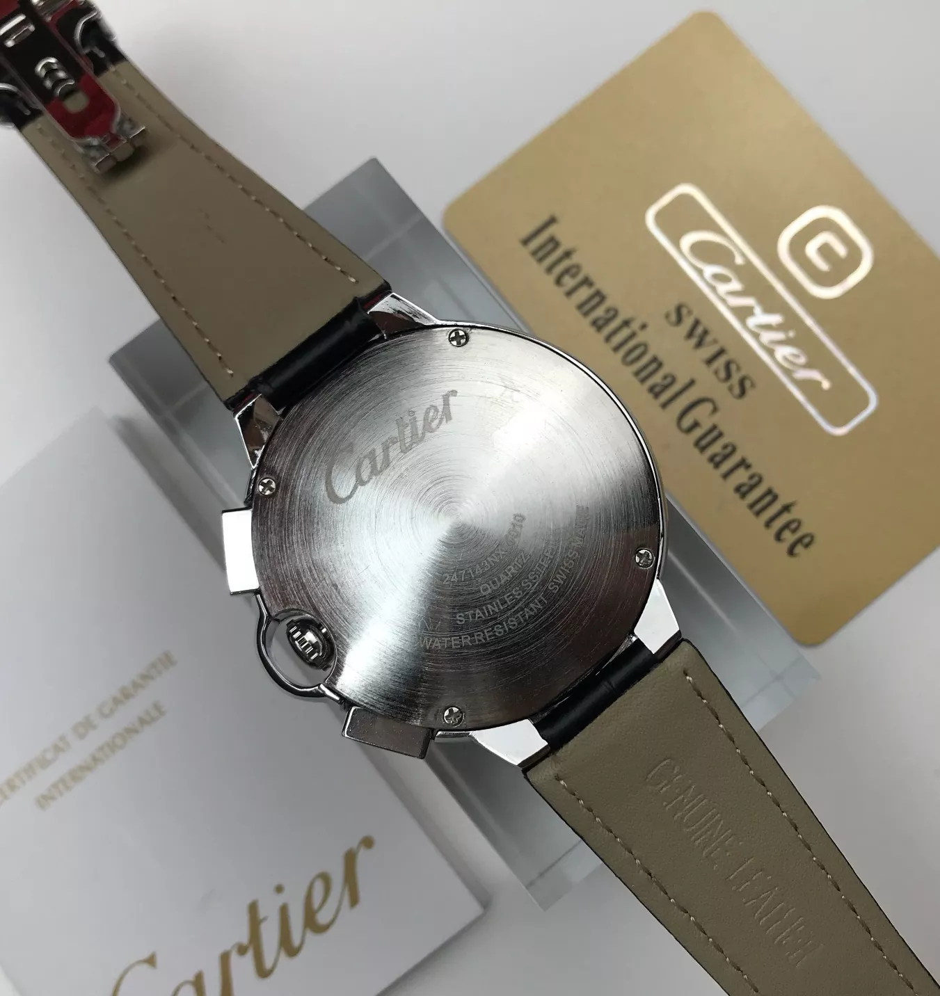 까르띠에 블루 벌룬 식스 핸즈 42mm 가죽 손목시계 상세 이미지 9