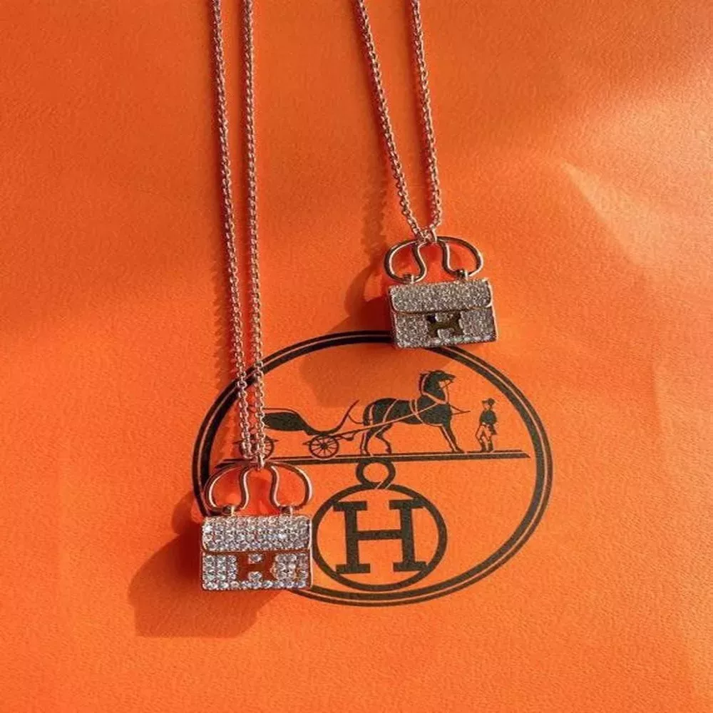 에르메스 H 펜던트 풀파베 장식 목걸이