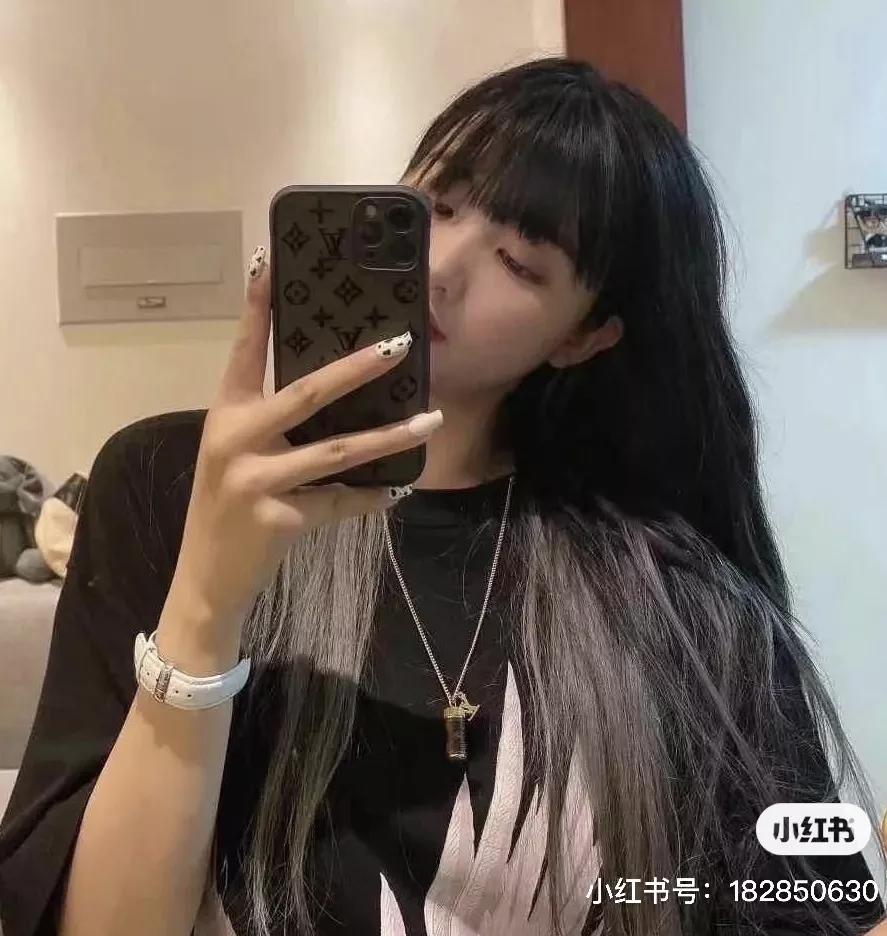 루이비통 모노그램 향수병 펜던트 조절 체인 목걸이 상세 이미지 7