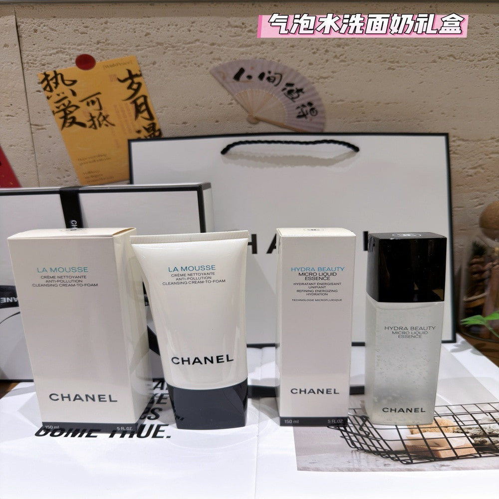 샤넬 산뜻한 클렌징 폼 앤 카멜리아 에센스 워터 세트