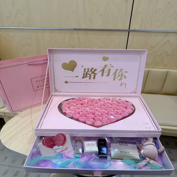 디올 하트 플라워 더블레이어 한정 기프트 메이크업 세트