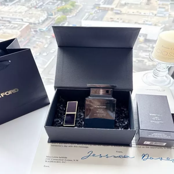 톰포드 우드 향수 100ml 립스틱 16호 기프트 세트