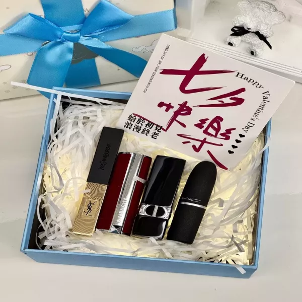 입생로랑 립스틱 4종 기프트 박스 세트