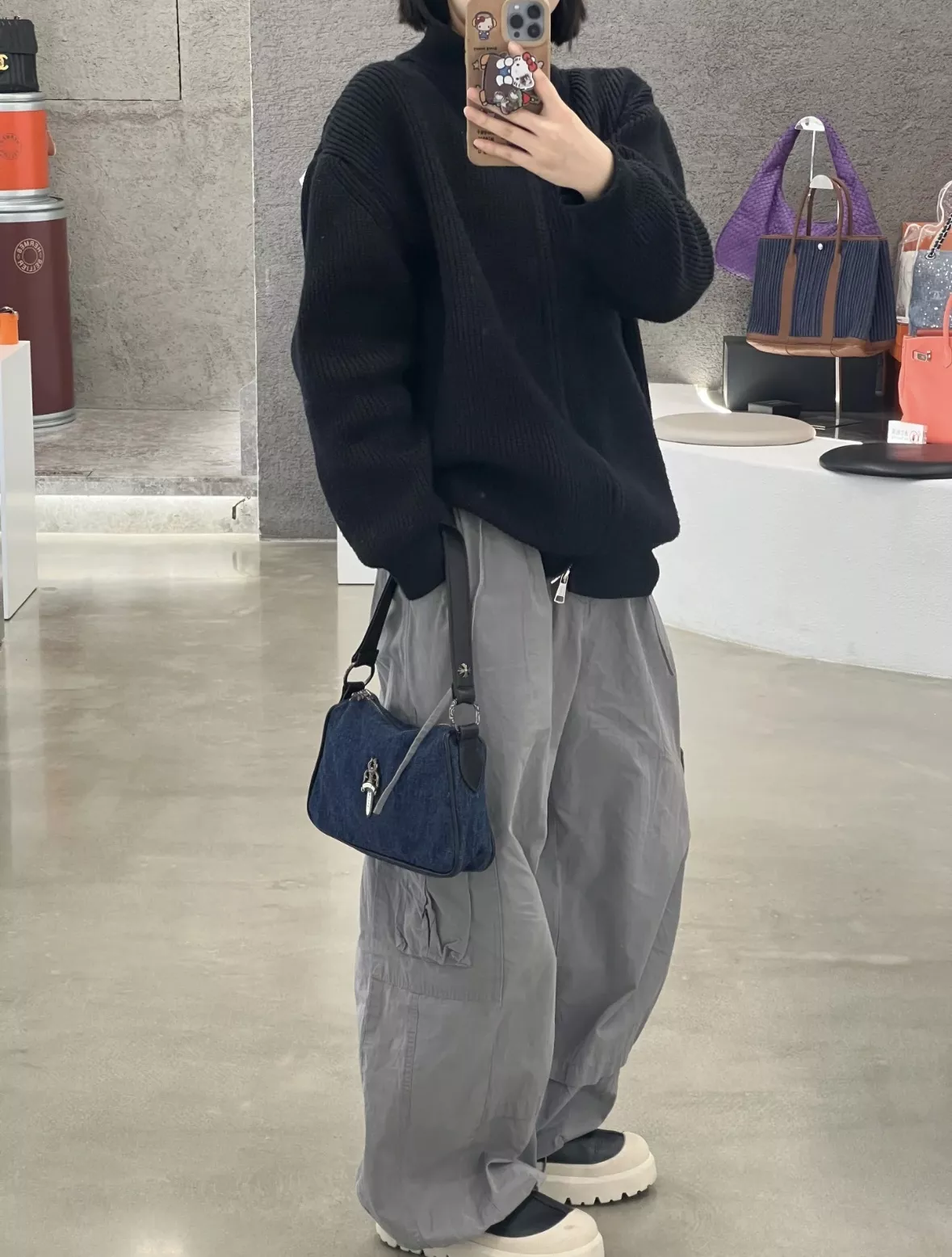 크롬하츠 데님 배색 레더 트림 치킨너겟 바게트백 상세 이미지 22