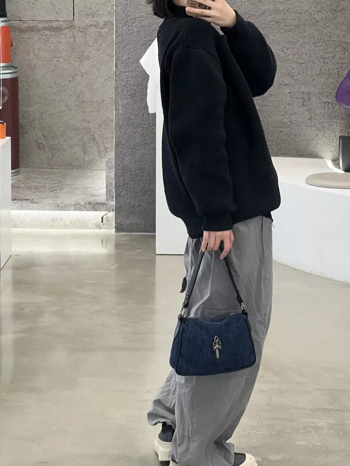 크롬하츠 데님 배색 레더 트림 치킨너겟 바게트백 상세 이미지 23