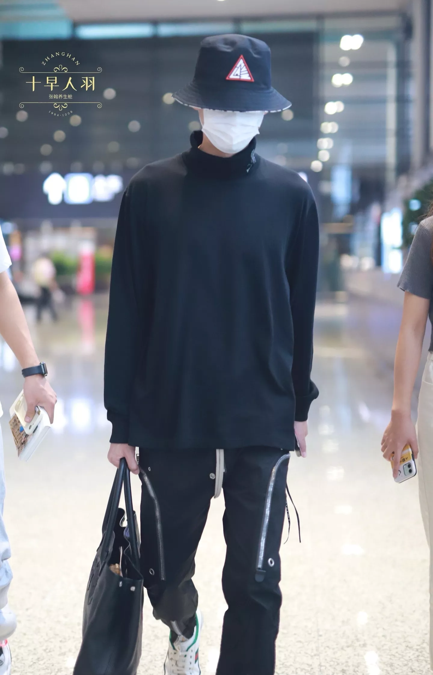 크롬하츠 십자가 엠보싱 하드카우하이드 쇼퍼백 상세 이미지 25