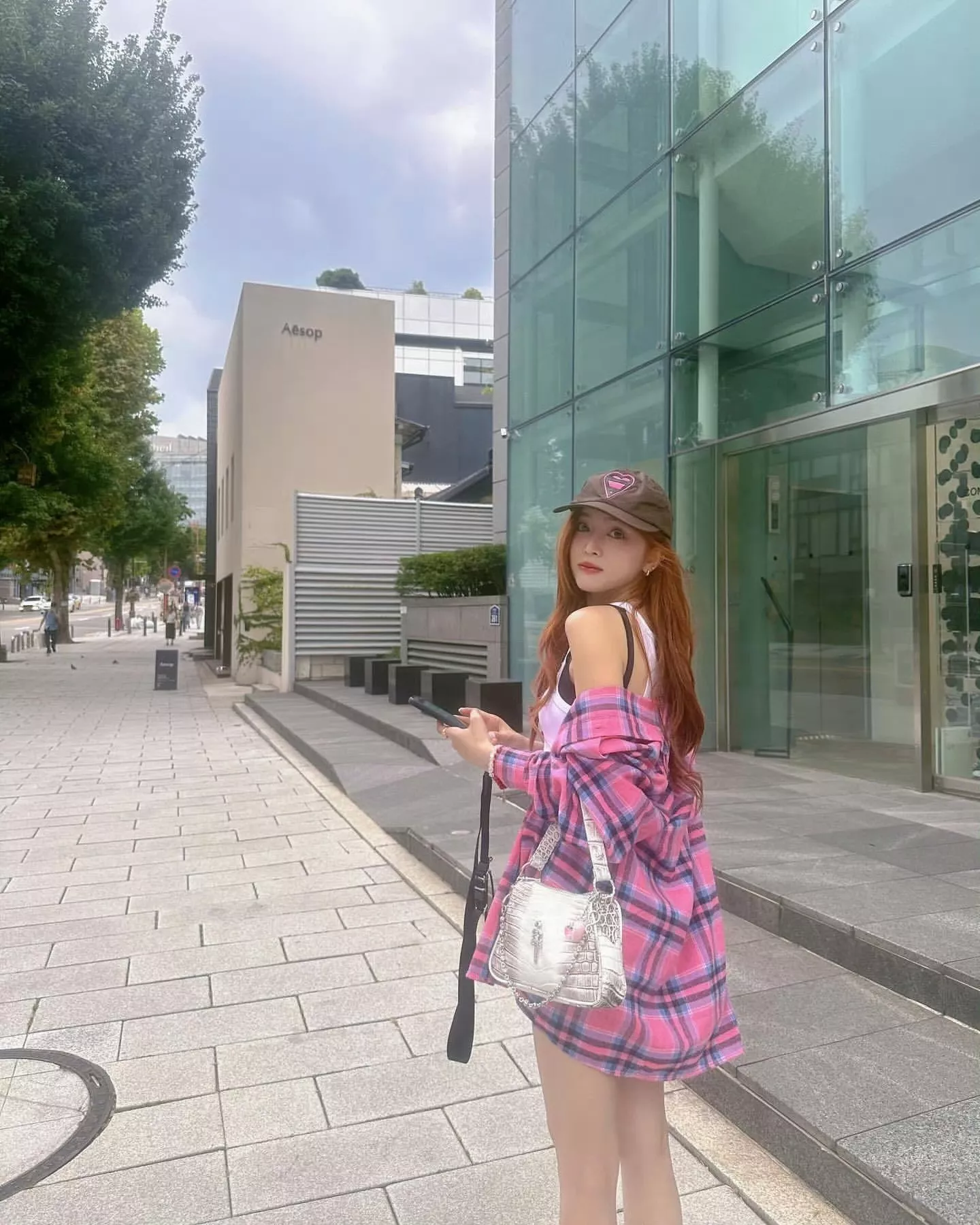 크롬하츠 크로 스몰 치킨너겟 악어무늬 바게트백 상세 이미지 13