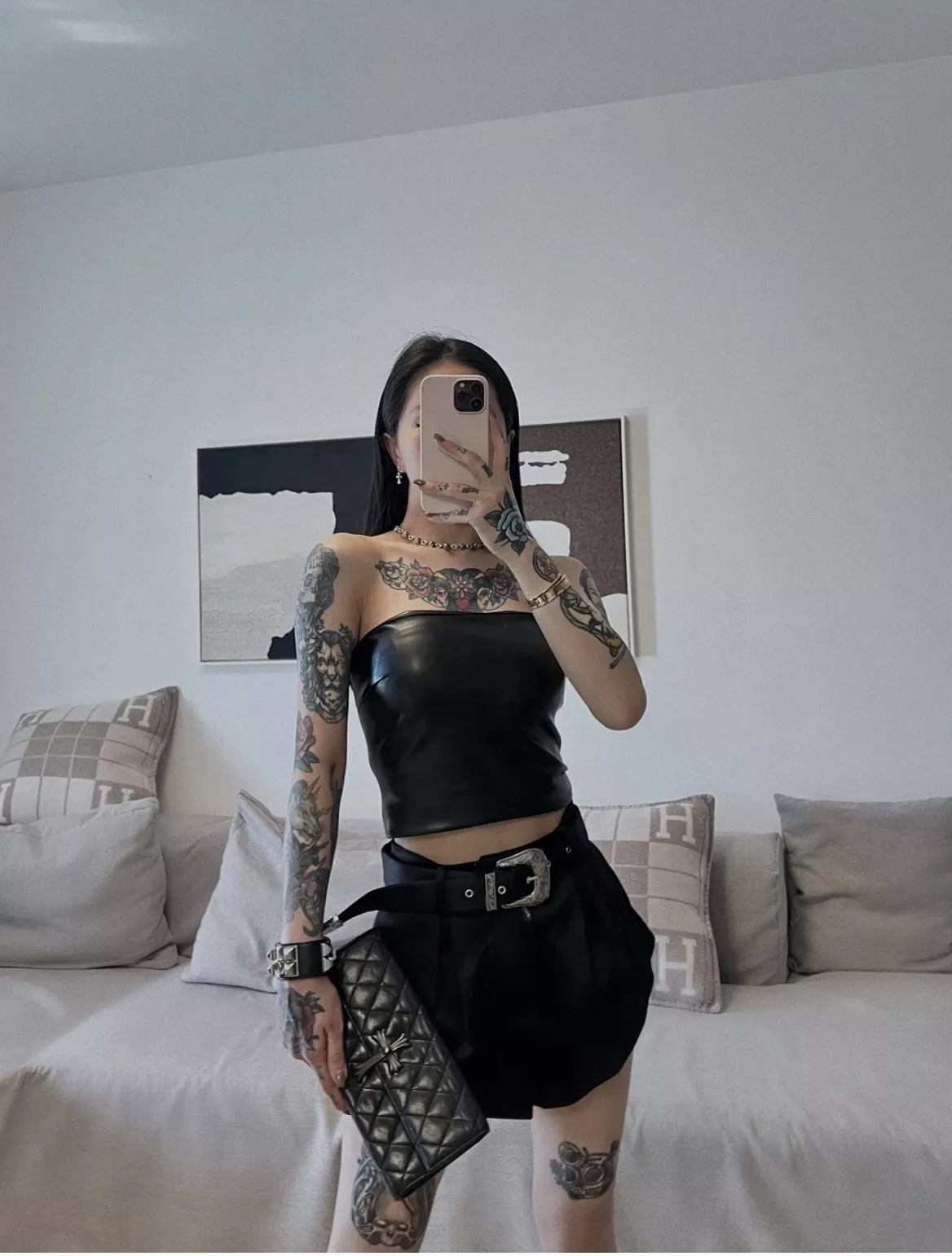 크롬하츠 퀼팅 십자가 플랩 체인 클러치백 상세 이미지 15