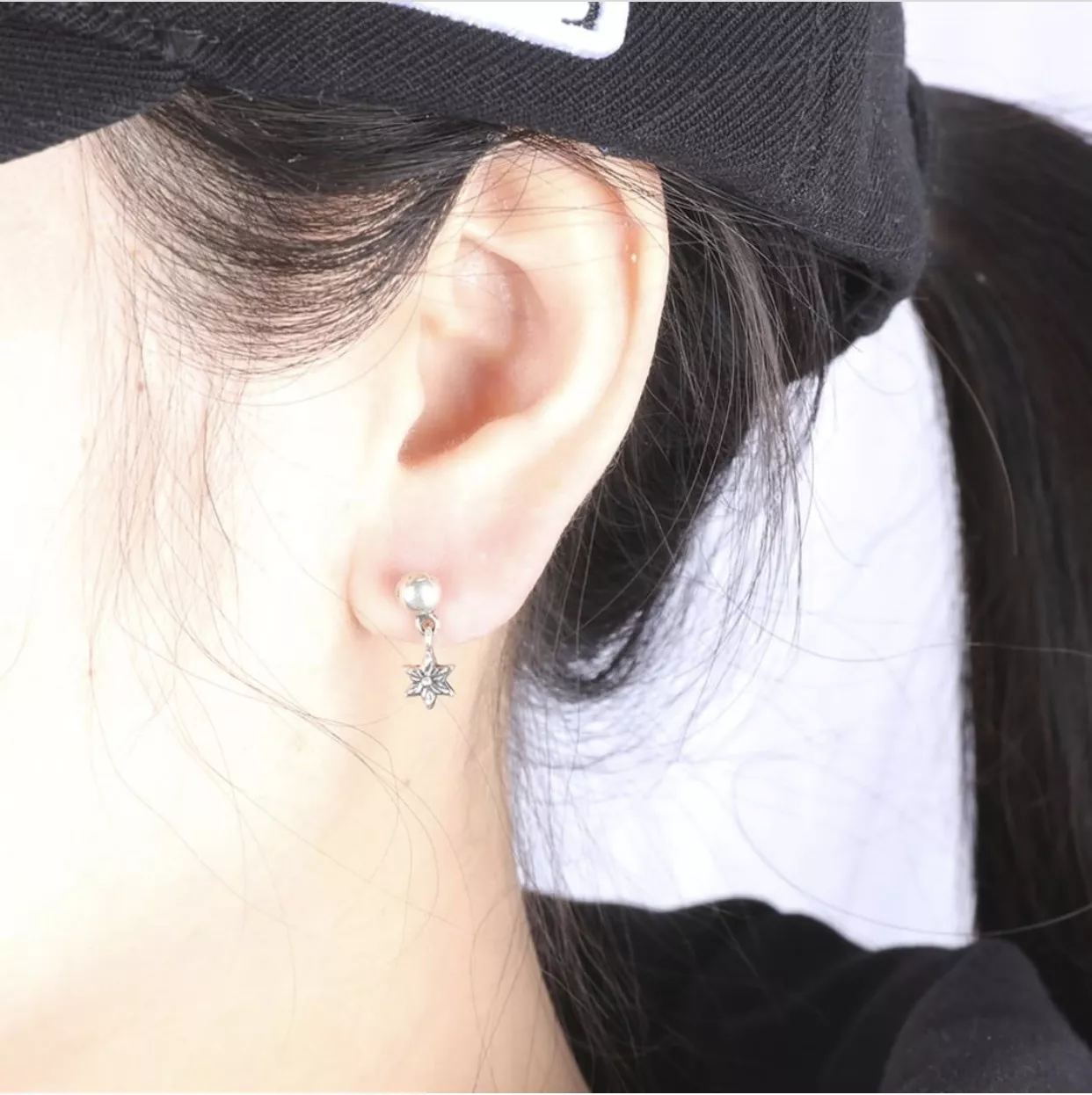 크롬하츠 육망성 드롭 실버 귀걸이 상세 이미지 12