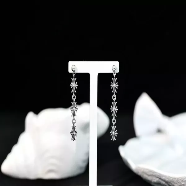 크롬하츠 크로스 모티브 3연 드롭 귀걸이
