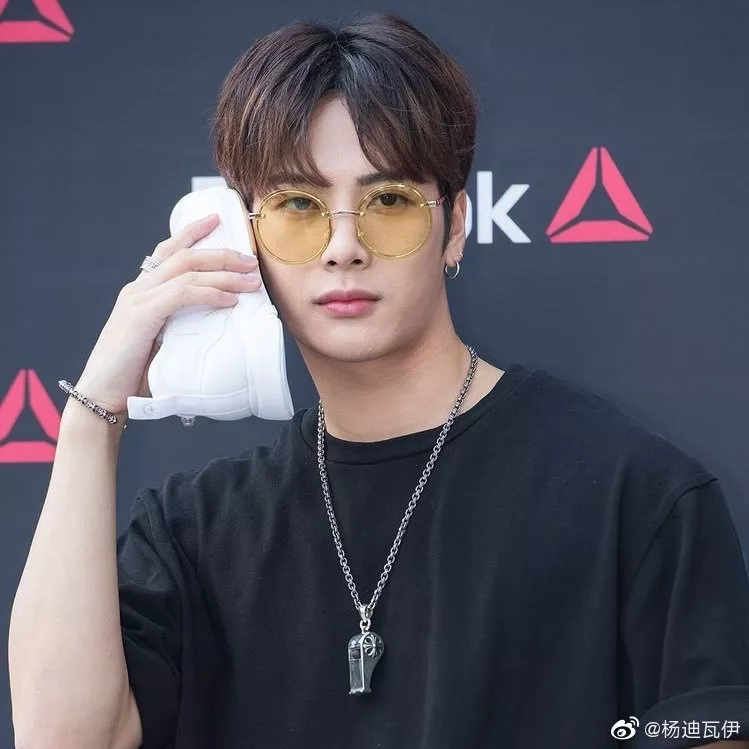 크롬하츠 대형 십자가 휘슬 실버 펜던트 상세 이미지 18