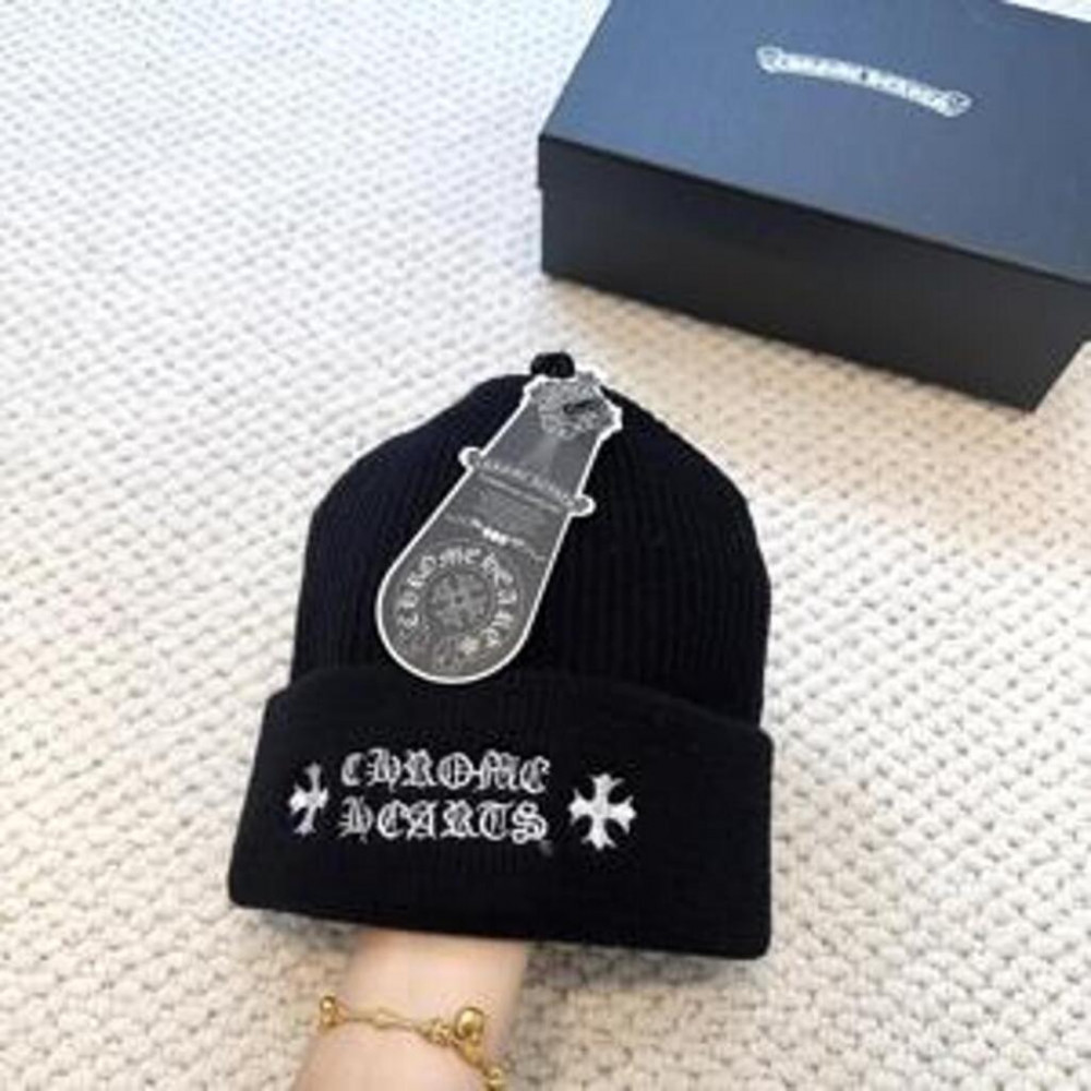 크롬하츠 크로스 로고 니트 비니