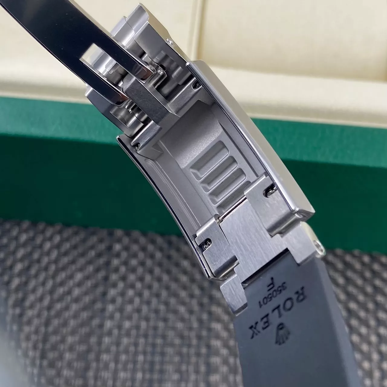 롤렉스 데이토나 40mm 블랙 세라믹 베젤 러버 크로노그래프 시계 상세 이미지 13