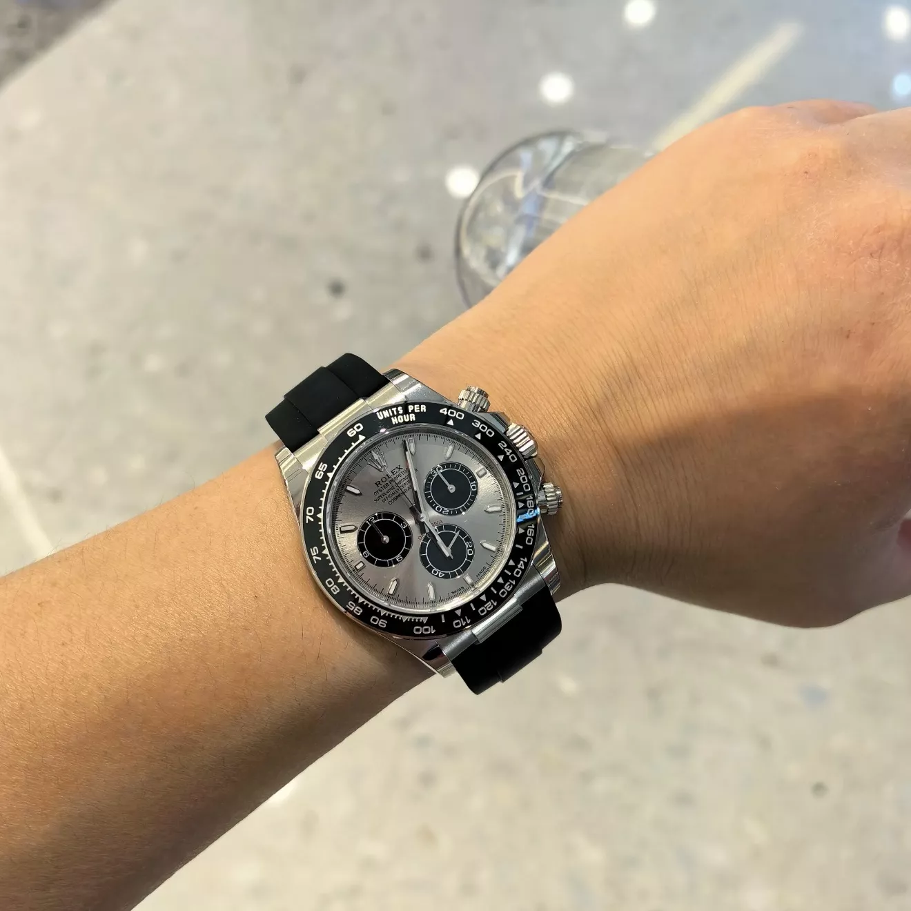 롤렉스 데이토나 40mm 블랙 세라믹 베젤 러버 크로노그래프 시계 상세 이미지 17