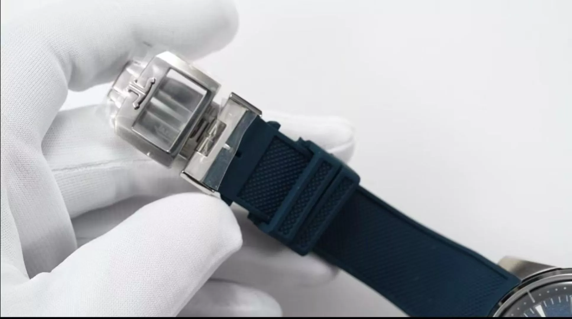 예거르쿨트르 북극성 지오그래픽 월드타임 42mm 러버 스트랩 시계 상세 이미지 7