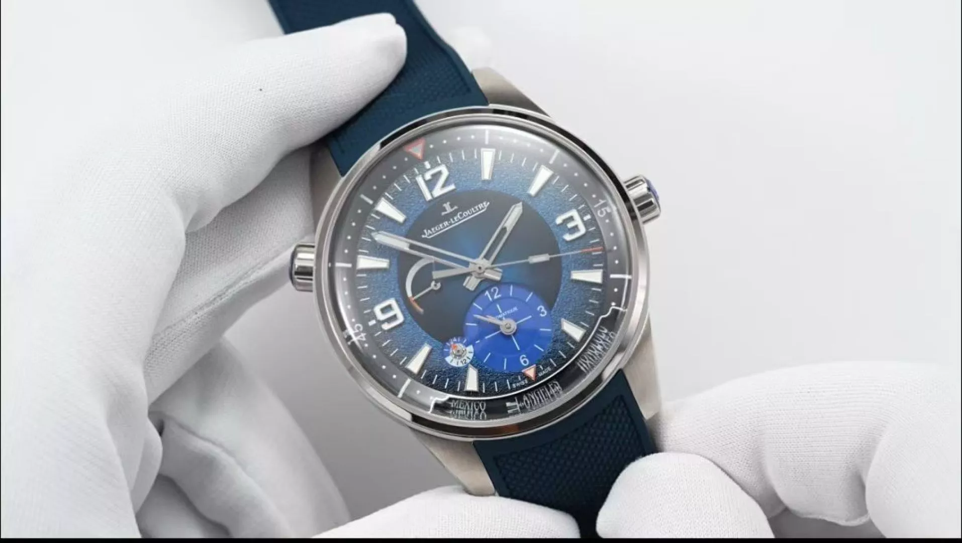 예거르쿨트르 북극성 지오그래픽 월드타임 42mm 러버 스트랩 시계 상세 이미지 1