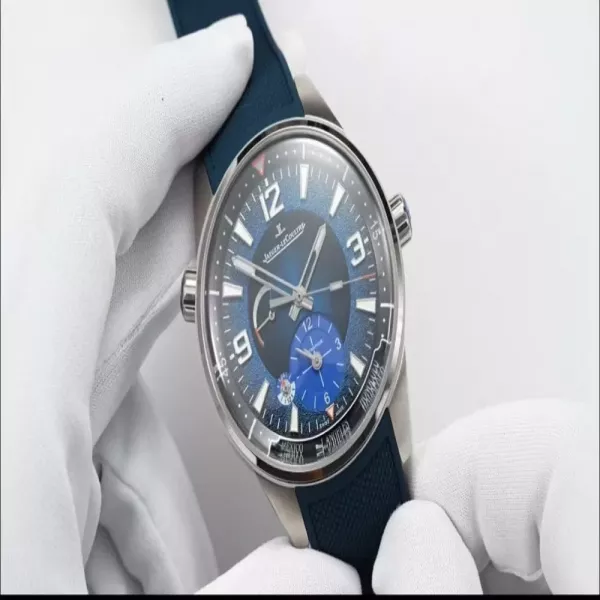 예거르쿨트르 북극성 지오그래픽 월드타임 42mm 러버 스트랩 시계