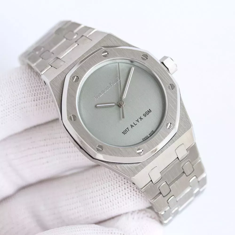 오데마피게 로열오크 37mm 스켈레톤 오토매틱 메탈 시계