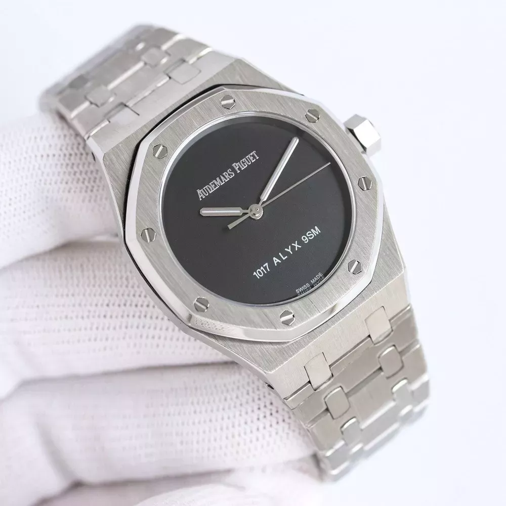 오데마피게 로열 오크 37mm 스켈레톤 다이얼 메탈 시계