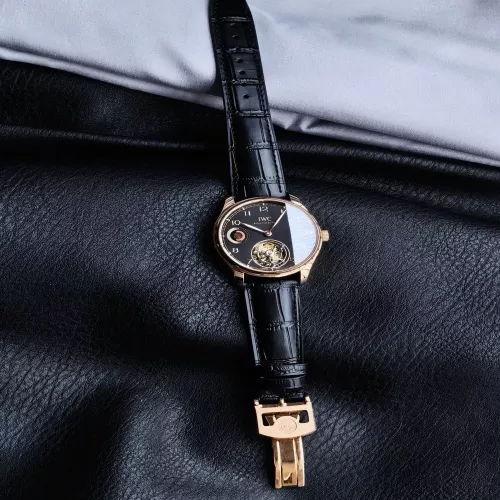IWC샤프하우젠 투르비옹 42mm 사파이어 크리스탈 가죽 손목시계