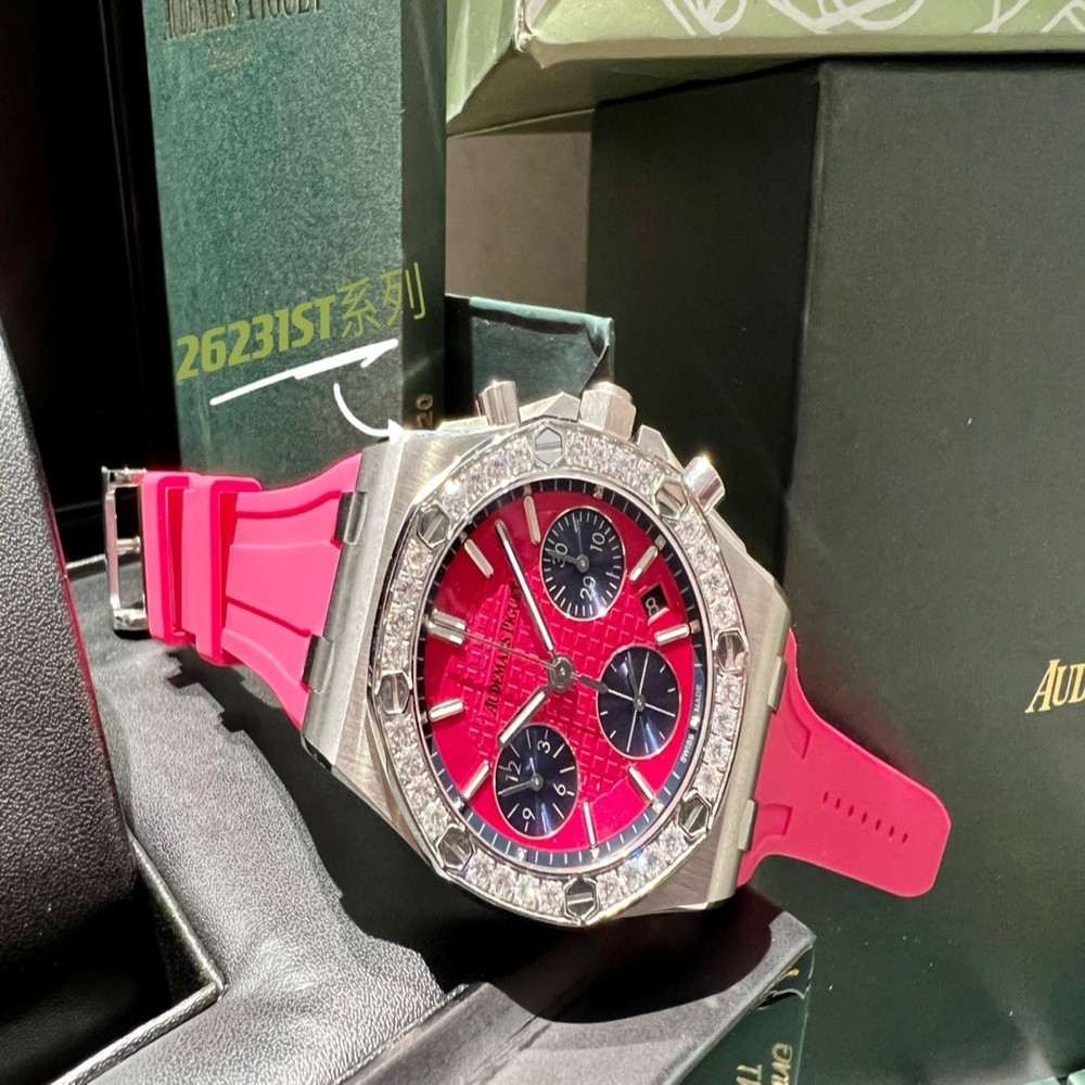 오데마피게 로열오크 37mm 핑크 다이얼 크로노그래프 기계식 손목시계