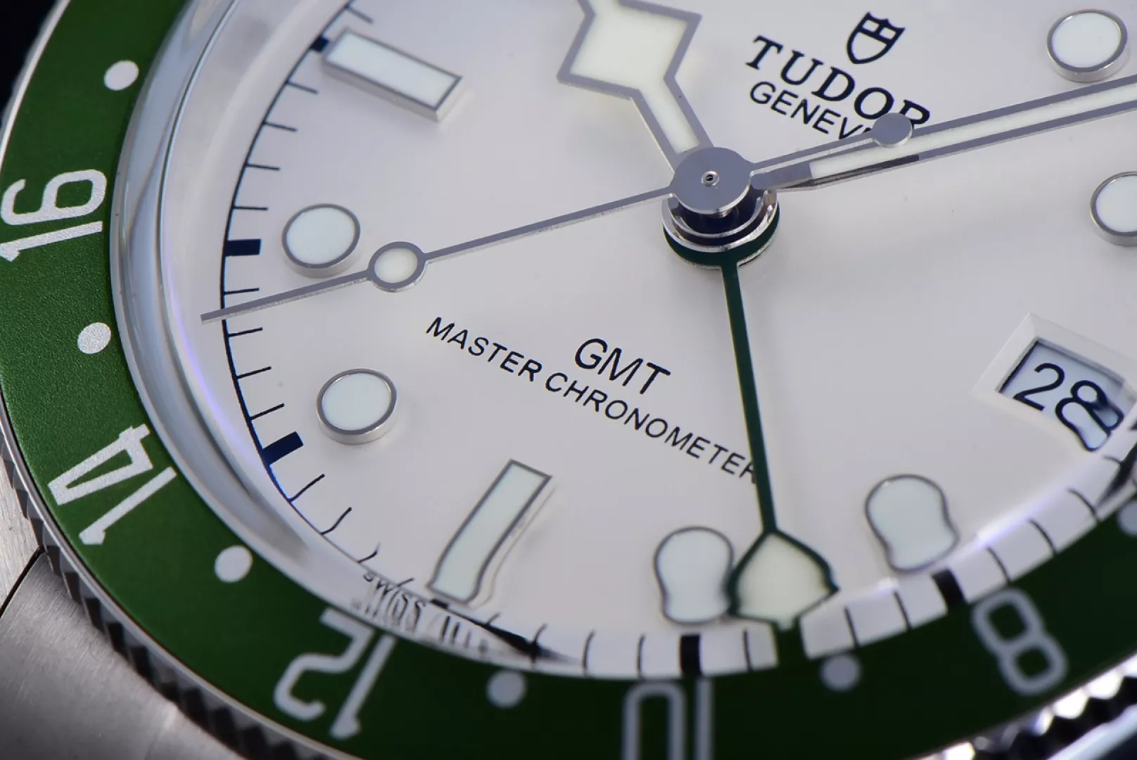 튜더 블랙베이 1958 GMT 39mm 스테인리스 스틸 시계 상세 이미지 12