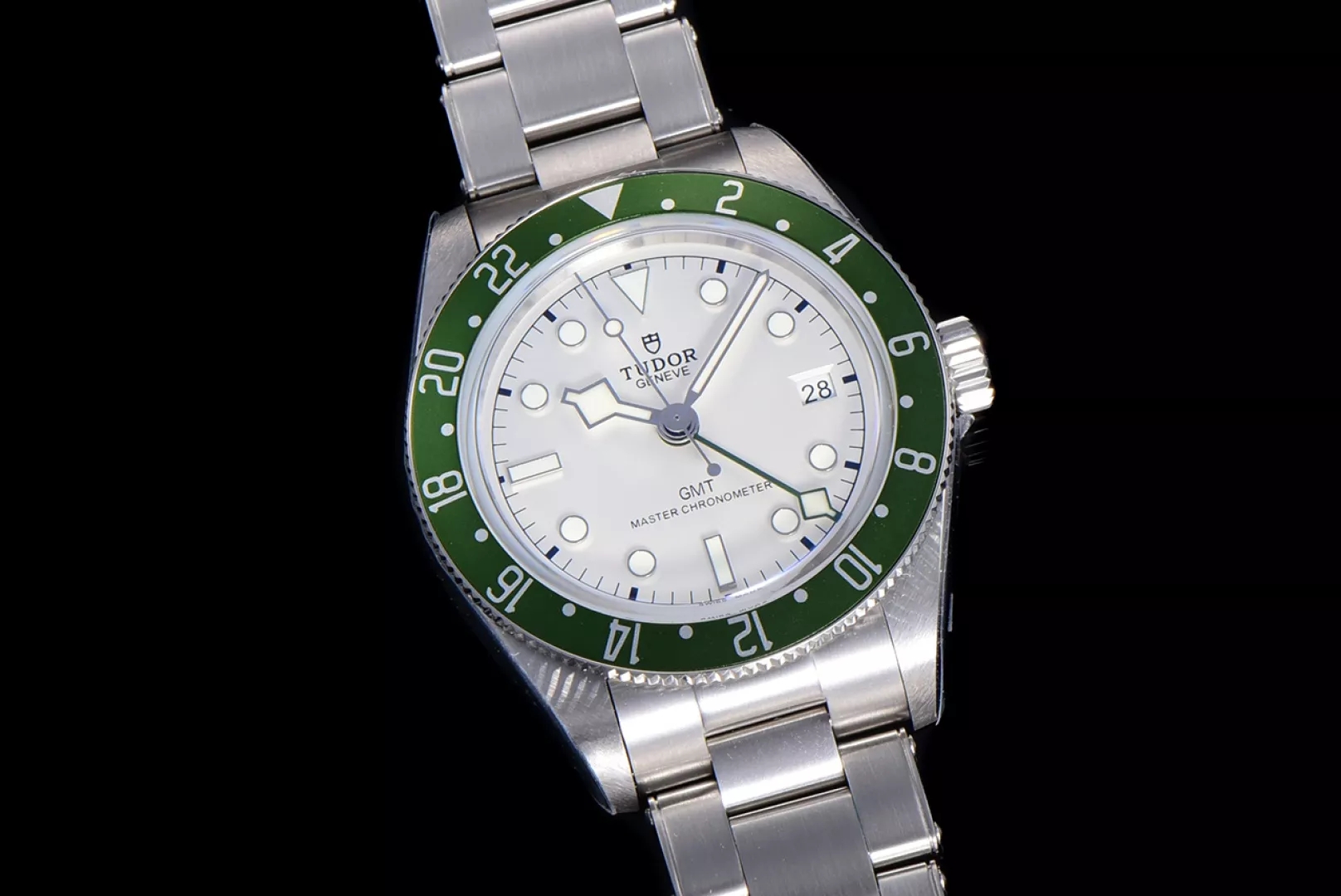 튜더 블랙 베이 1958 GMT 39mm 스테인리스 시계 상세 이미지 2