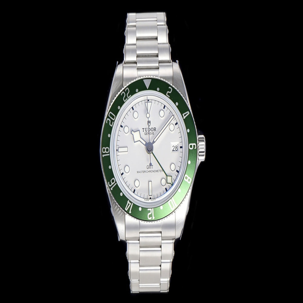 튜더 블랙 베이 1958 GMT 39mm 스테인리스 시계