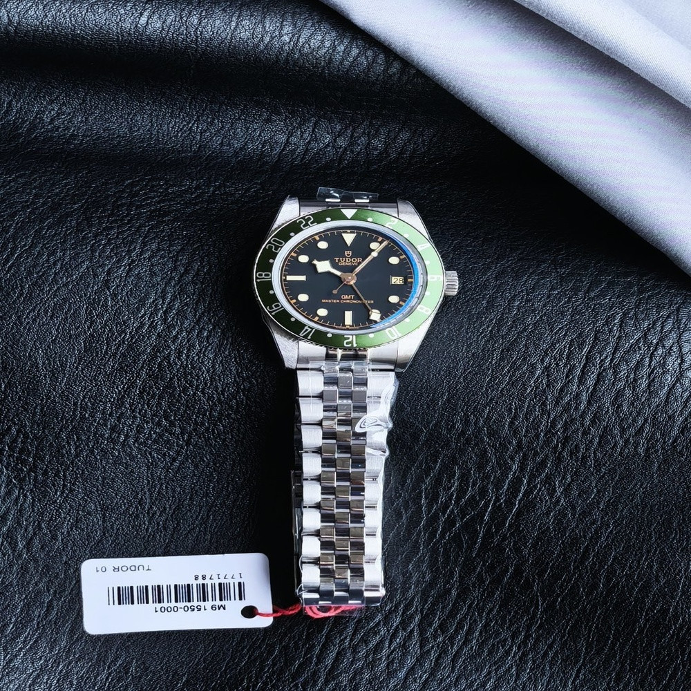 튜더 블랙베이 1958 GMT 39mm 스틸 브레이슬릿 시계