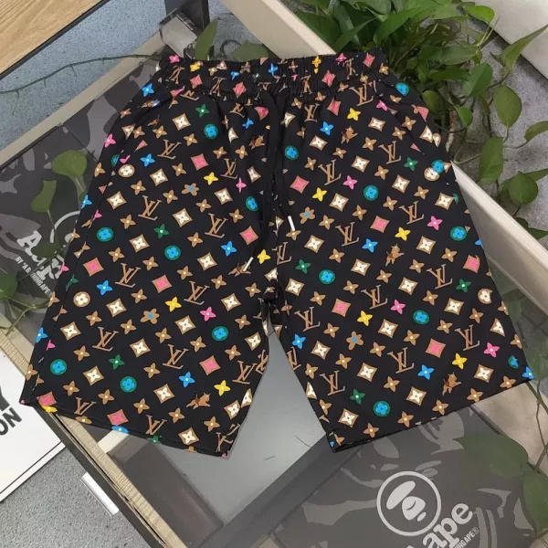 루이비통 LV 그래피티 모노그램 프린트 비치 쇼츠