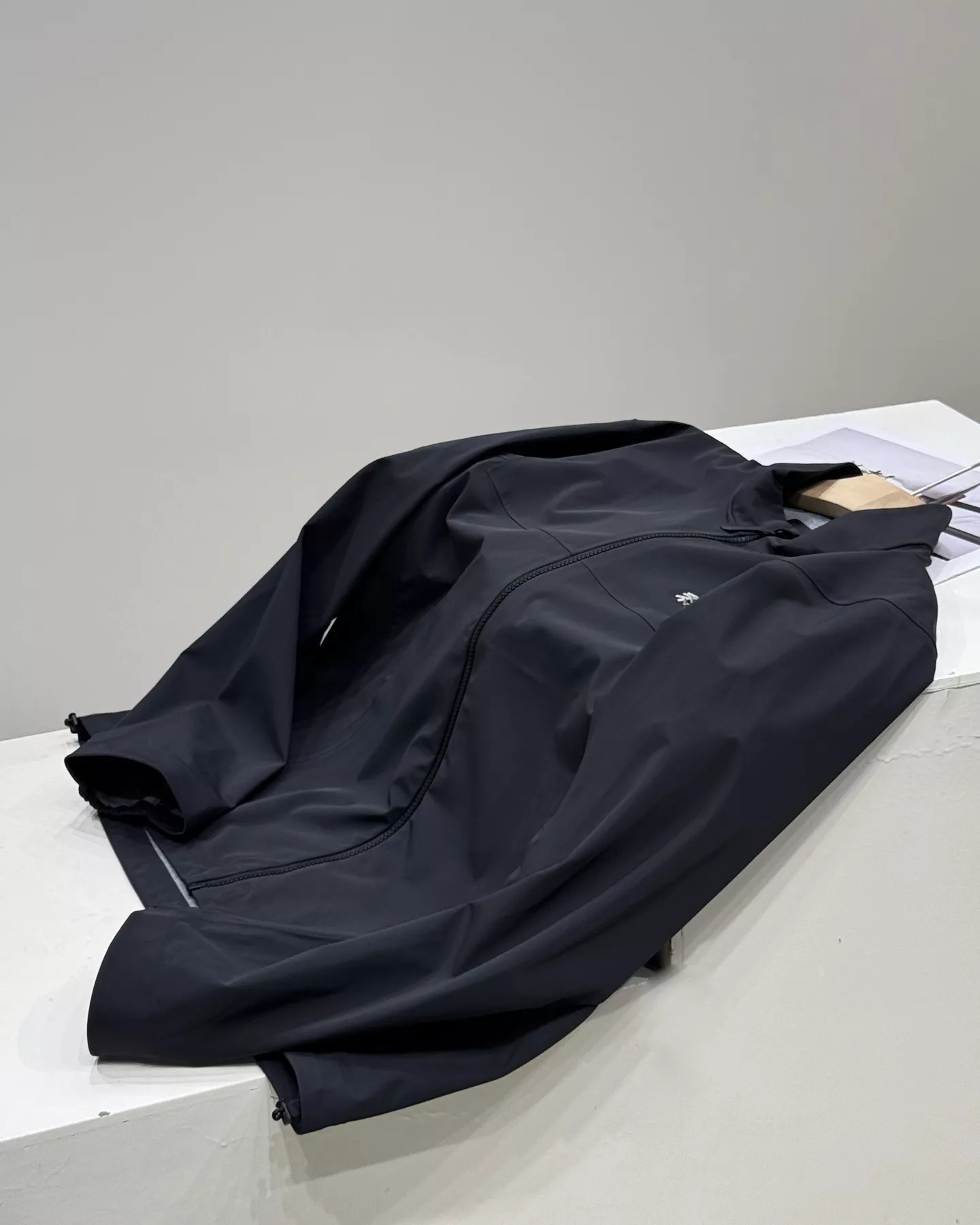 코오롱스포츠 테크쉘 3L 방수 방풍 스탠드칼라 소프트쉘 재킷 상세 이미지 4