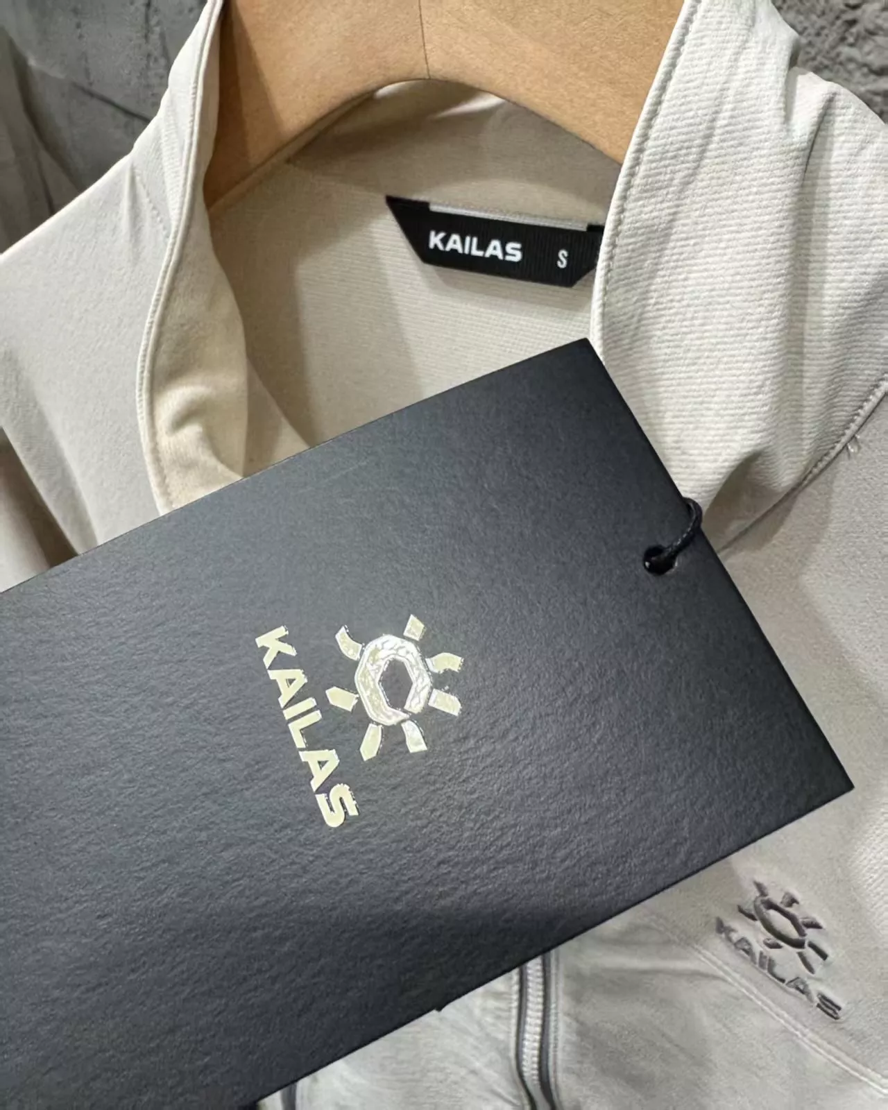 카일라스 스탠드넥 소프트쉘 아웃도어 집업 재킷 상세 이미지 15
