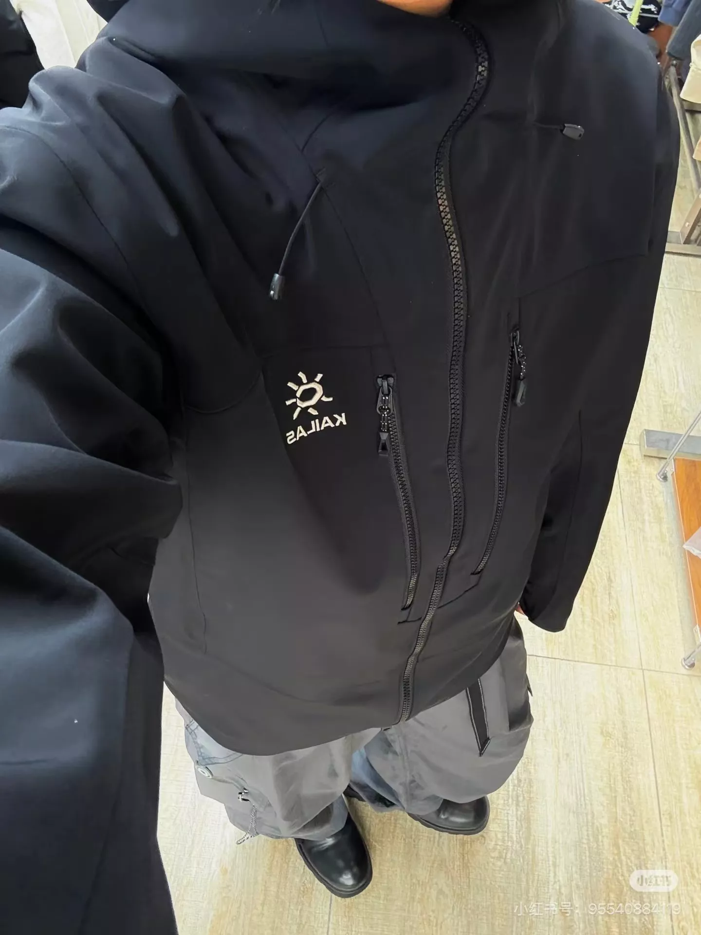 카일라스 더블 지퍼 후드 소프트쉘 재킷 상세 이미지 27
