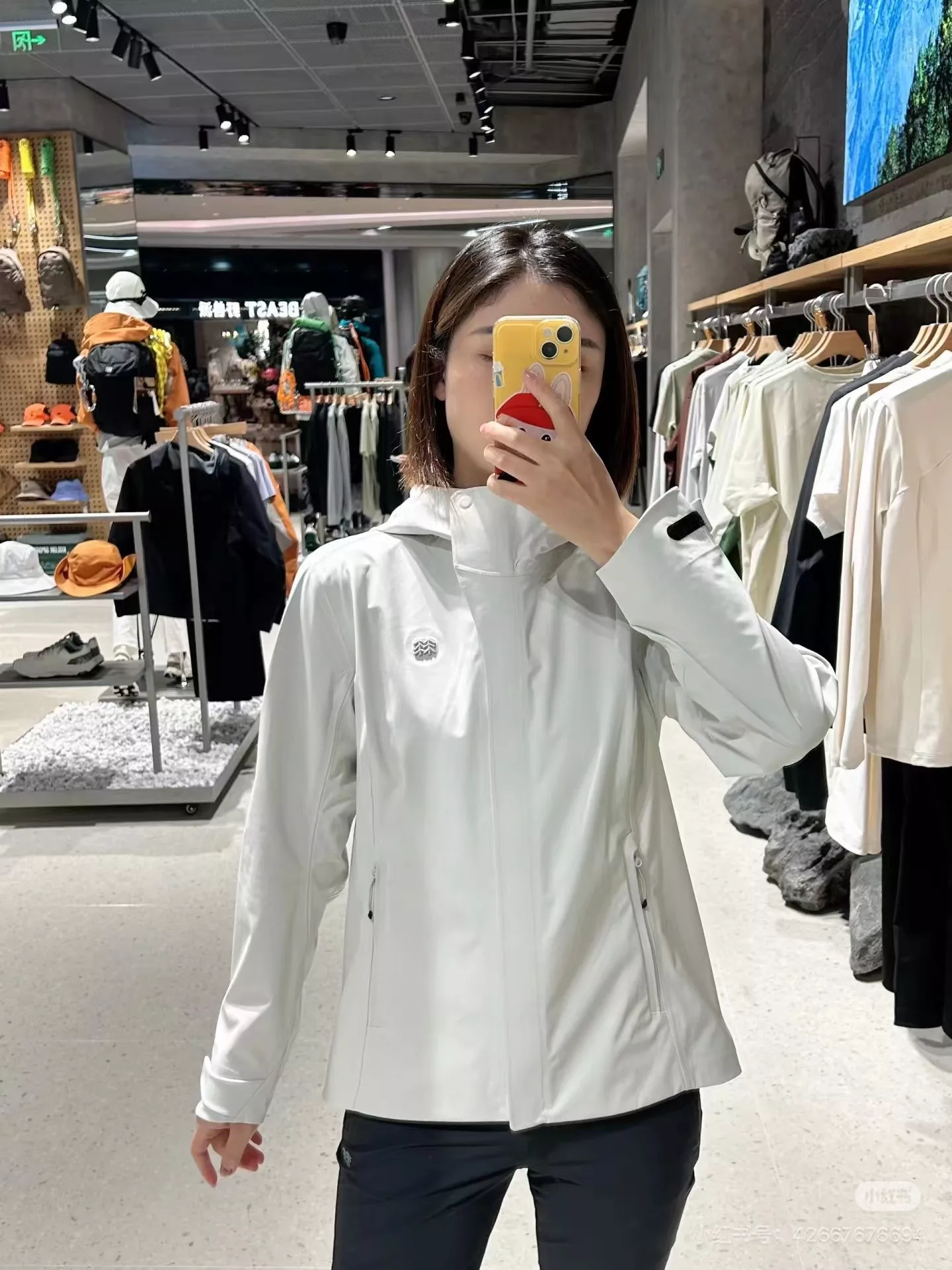 코오롱스포츠 여성 경량 소프트쉘 후드 아웃도어 재킷 상세 이미지 36
