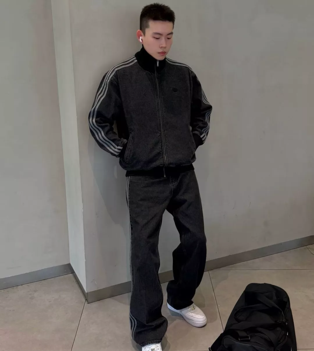 아디다스 워싱 데님 트랙 라인 더블지퍼 재킷 상세 이미지 20