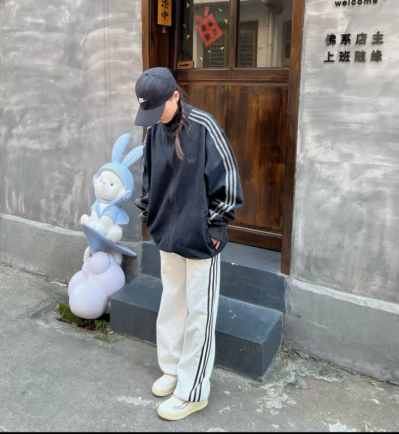 아디다스 워싱 데님 트랙 라인 더블지퍼 재킷 상세 이미지 14
