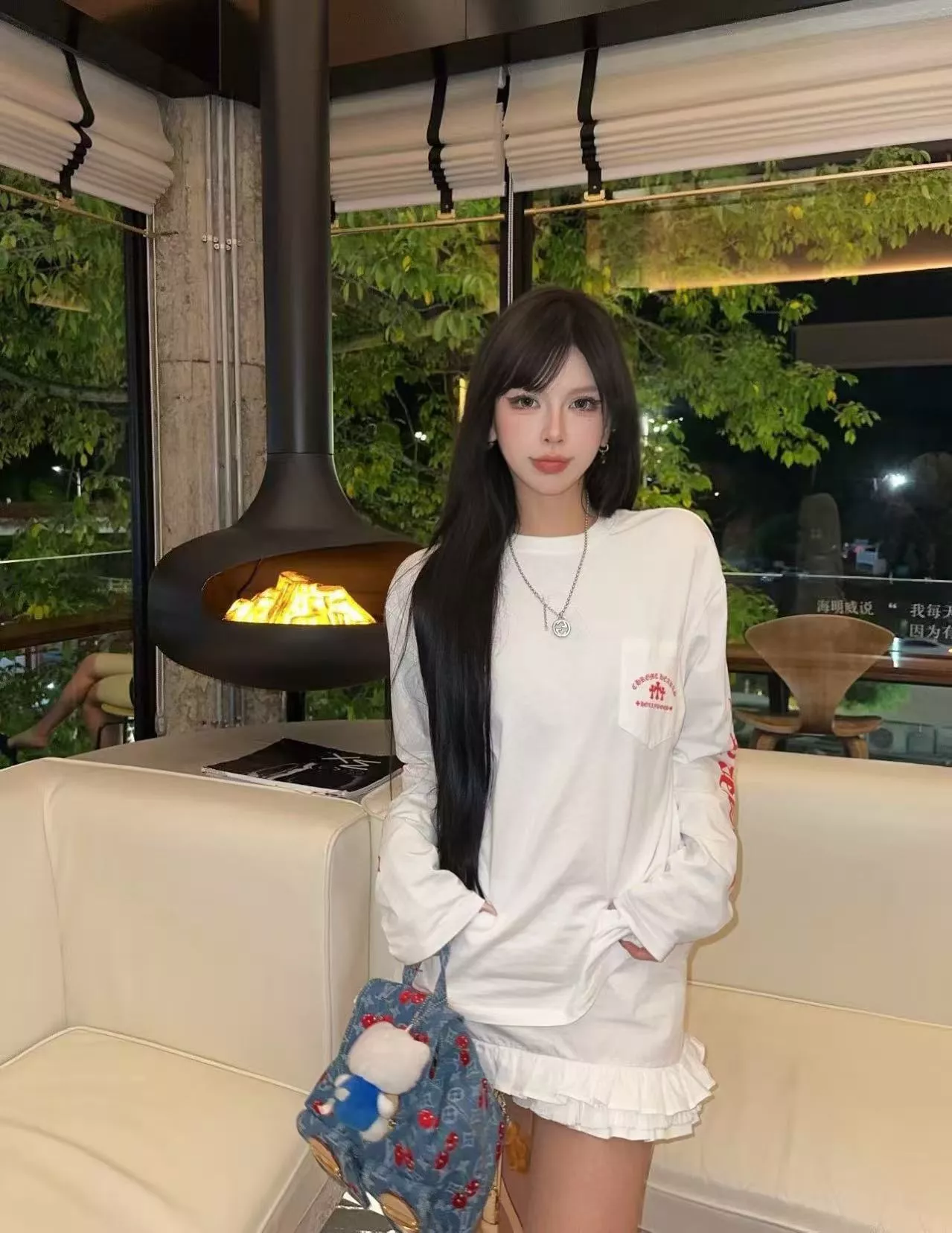 크롬하츠 십자가 산스크리트 프린트 포켓 긴소매 티셔츠 상세 이미지 10