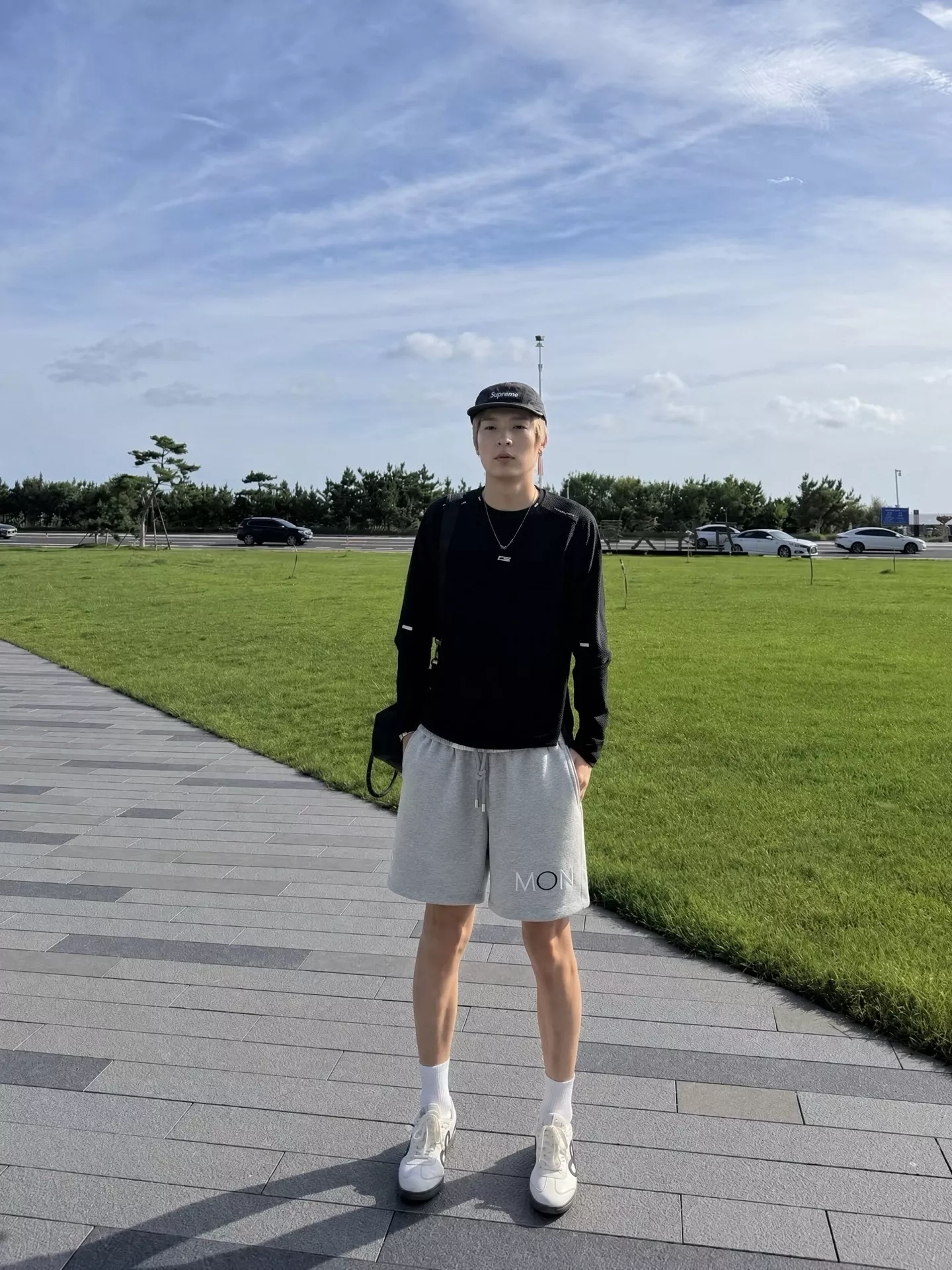 몽클레어 자수 로고 루즈핏 니트 쇼츠 상세 이미지 12